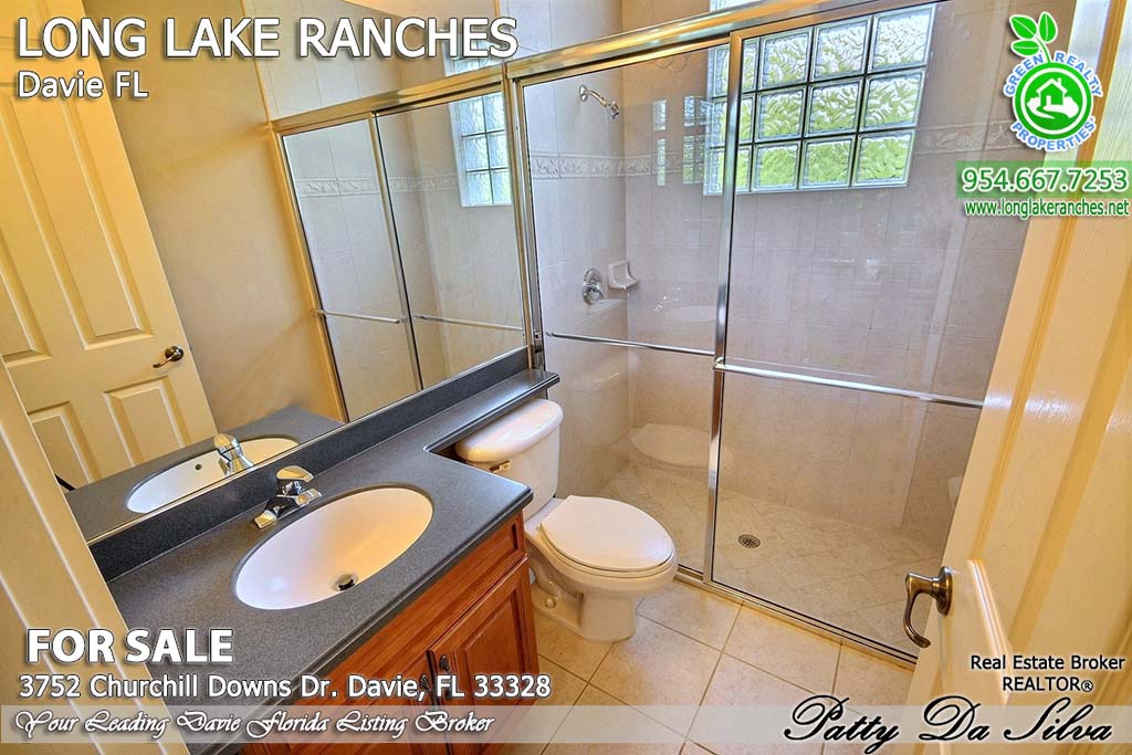 Long Lake Ranches Patty Da Silva with Green Realty Properties