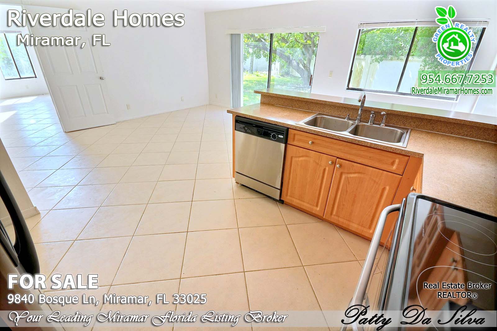 Riverdale Homes For Sale in Miramar Florida - 9840 Bosque Lane (17)